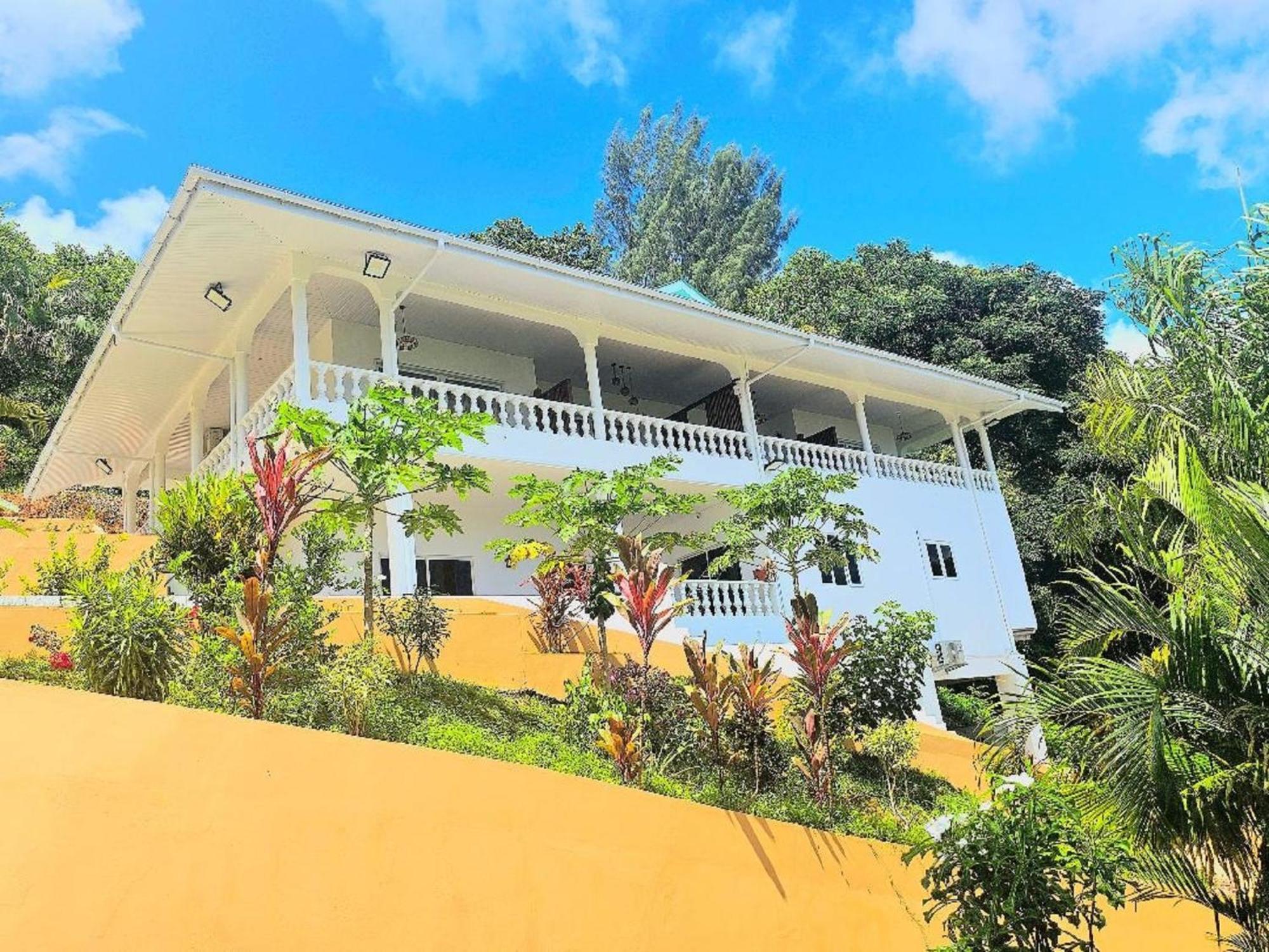 Au Lever Du Soleil Guest House Sea View Au Cap Exterior photo